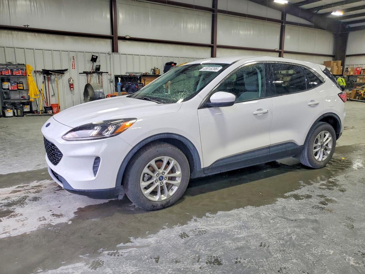 Salvage Ford Escape Image