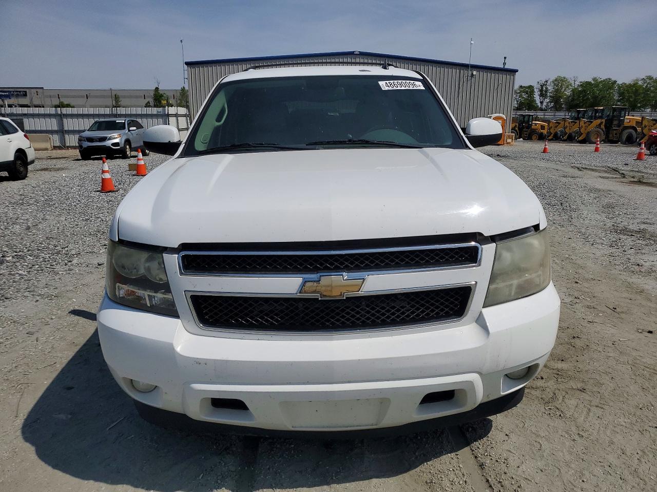 Chevrolet Suburban C1500 Lt