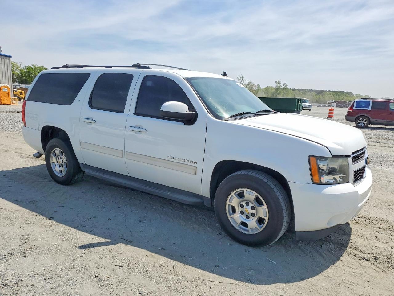 Chevrolet Suburban C1500 Lt