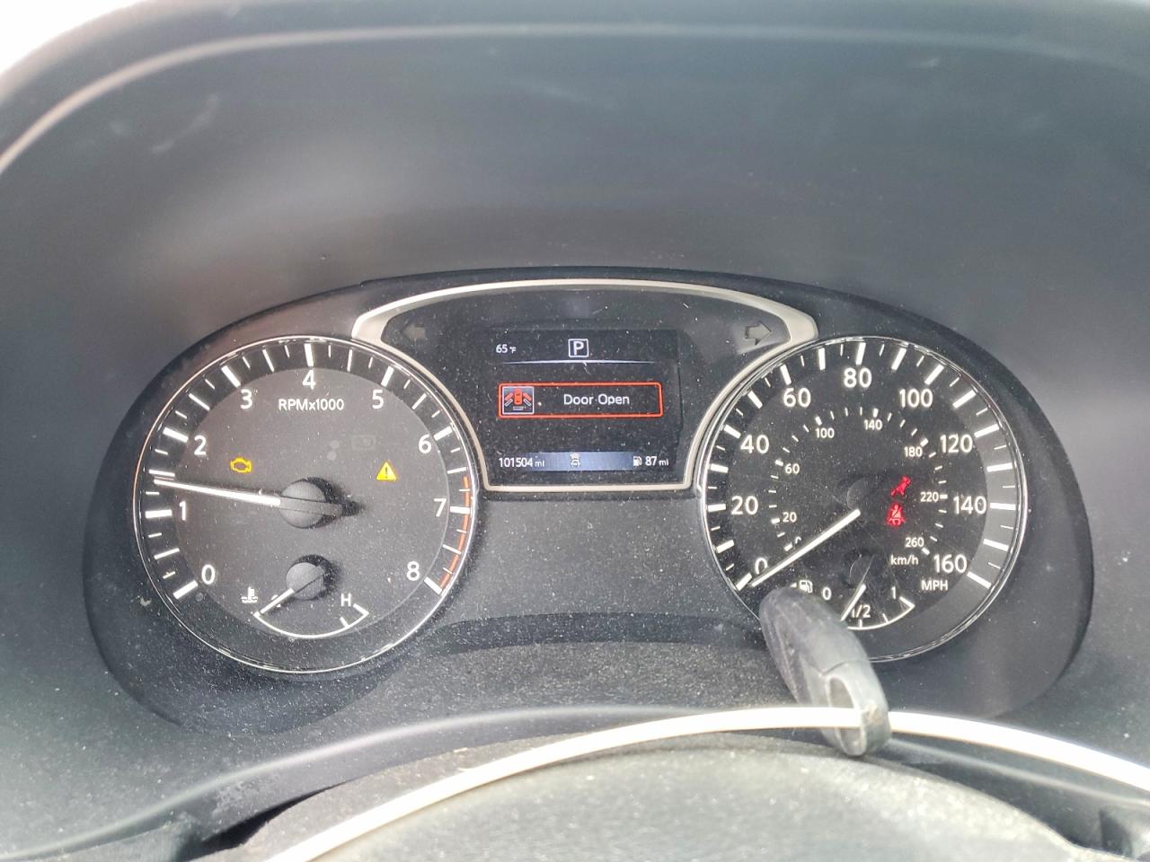 Nissan Pathfinder S