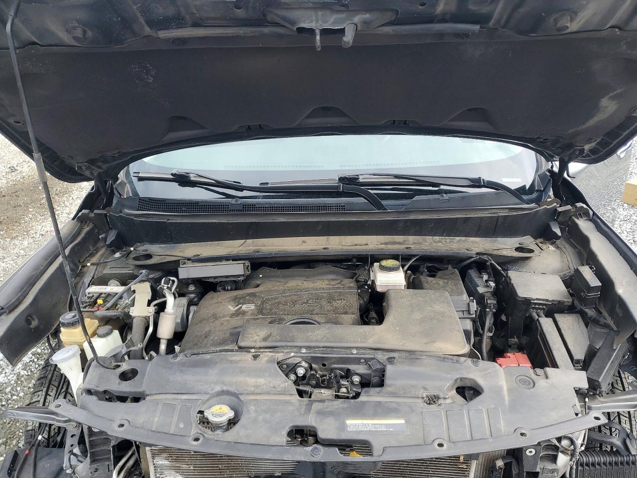 Nissan Pathfinder S