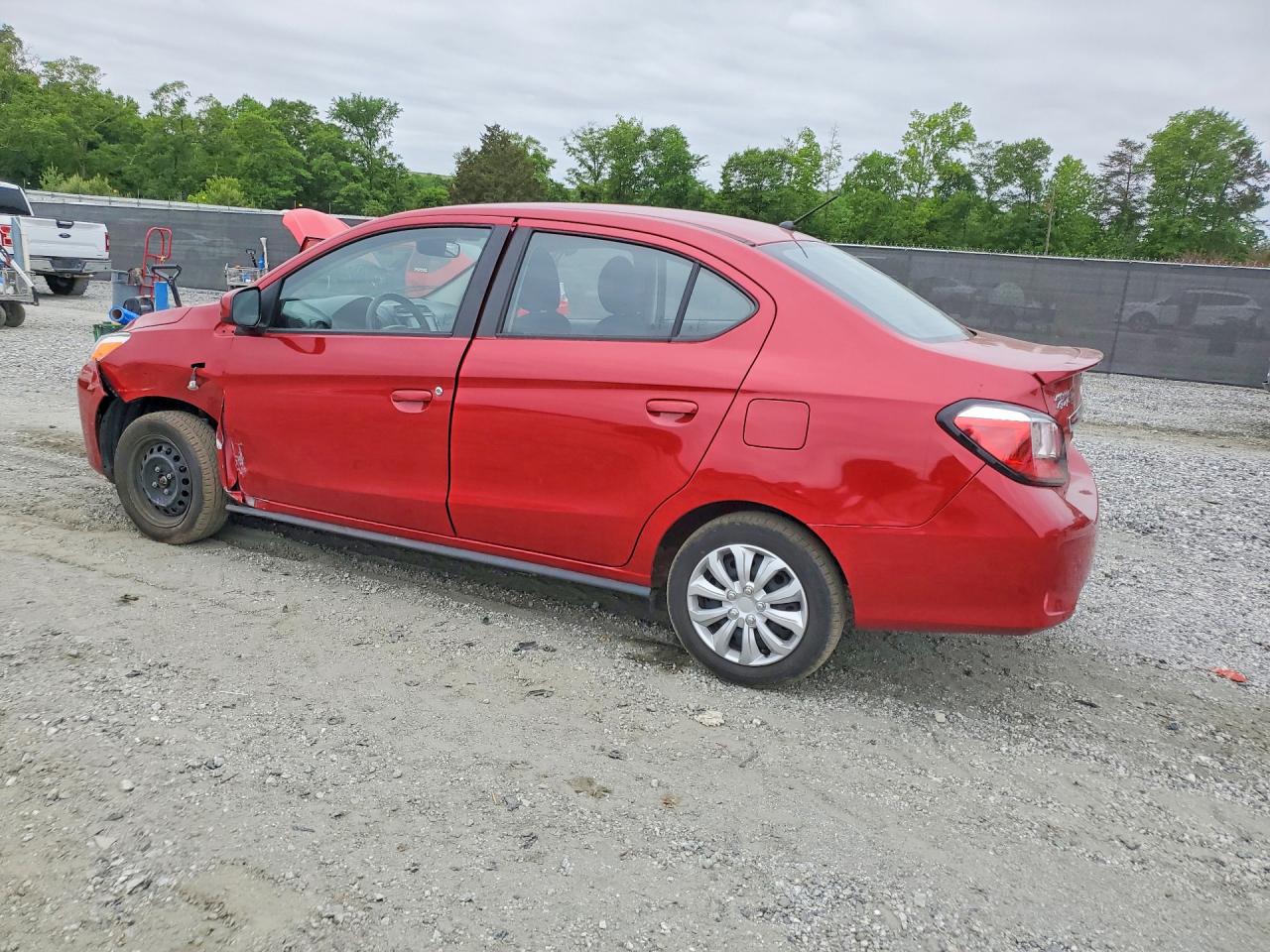 Mitsubishi Mirage G4 Es