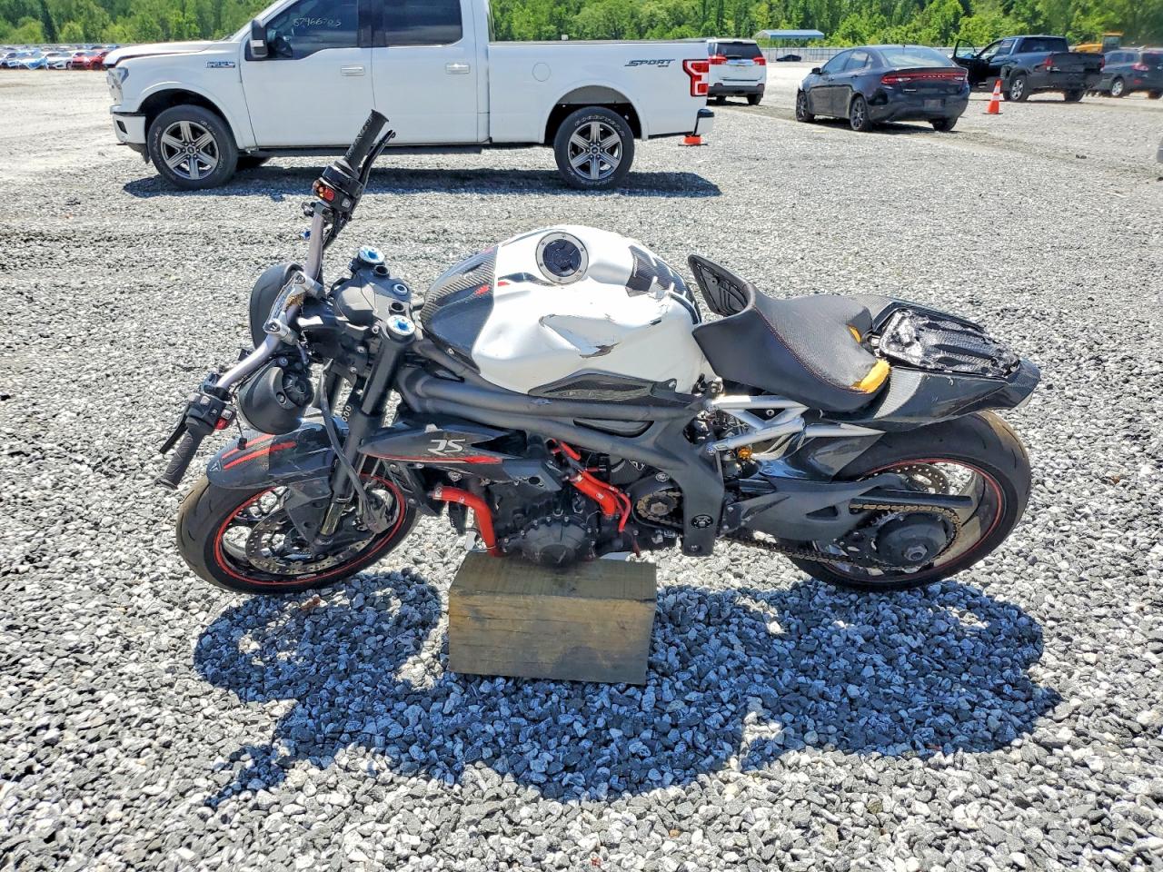 Triumph Speedtripl Rs