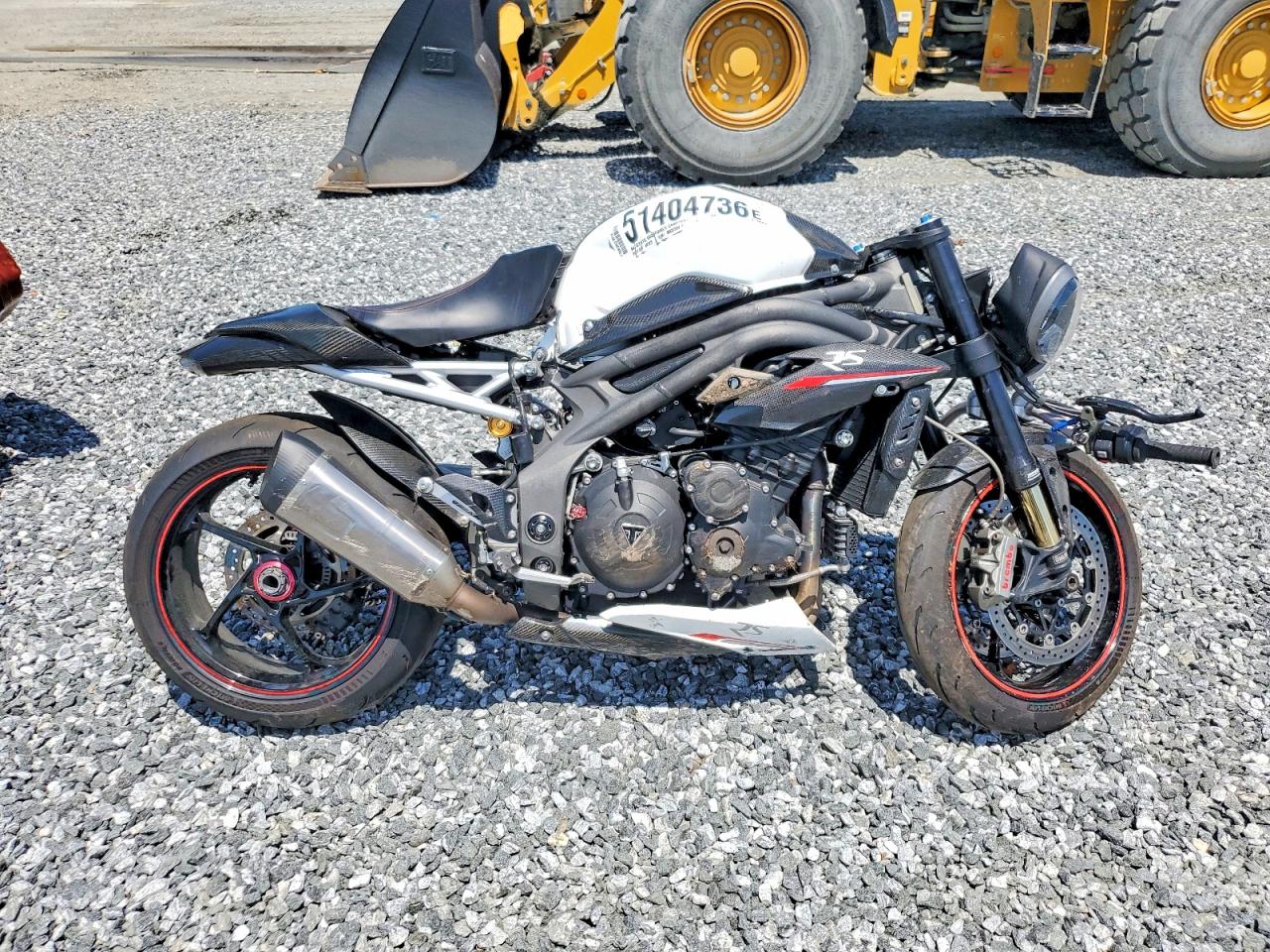 Salvage Triumph Speedtripl Image