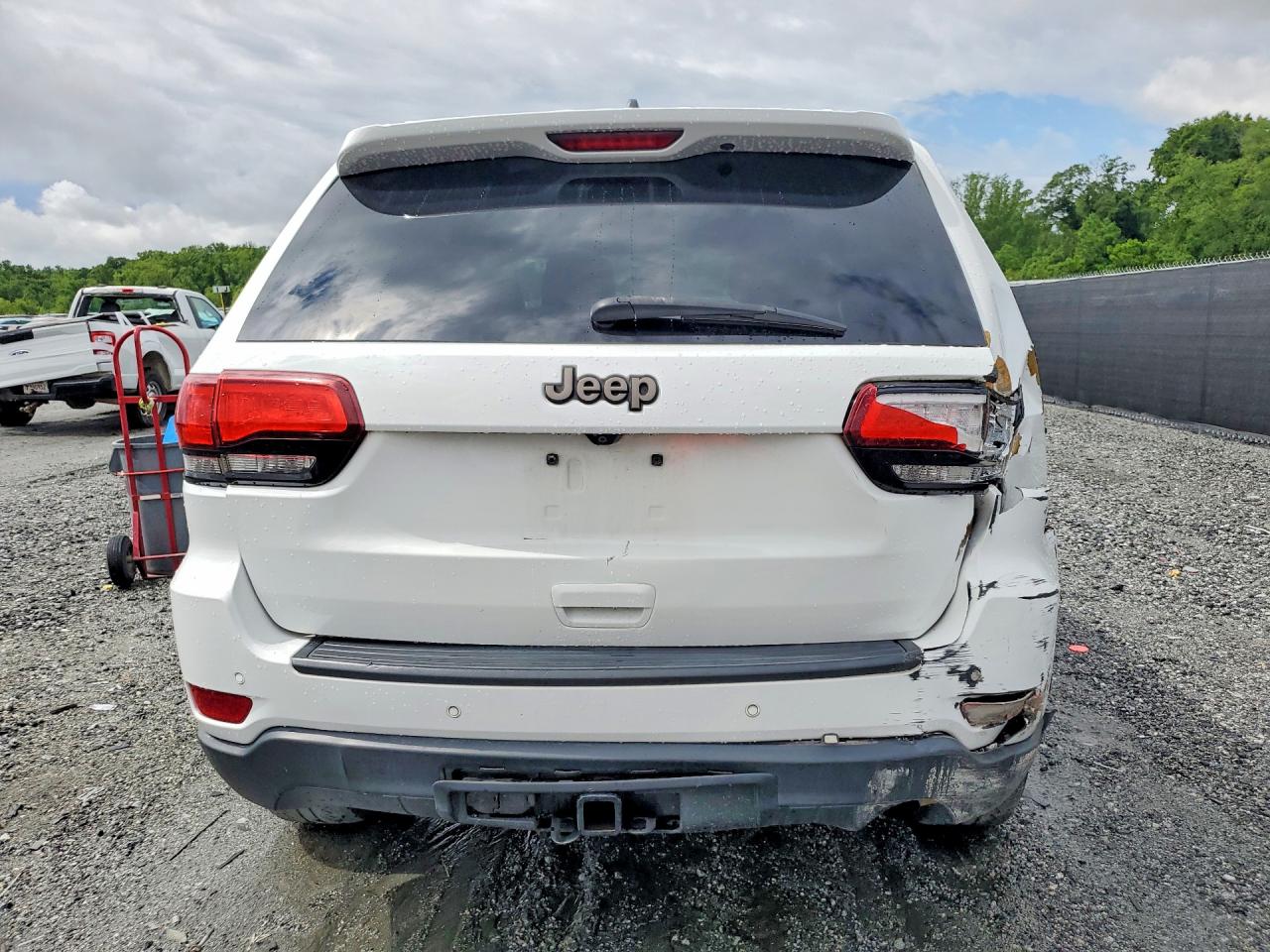 Jeep Grand Cherokee Laredo