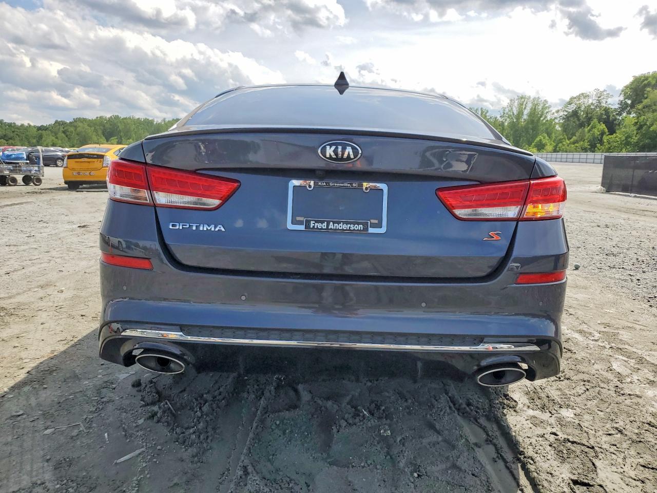Kia Optima S