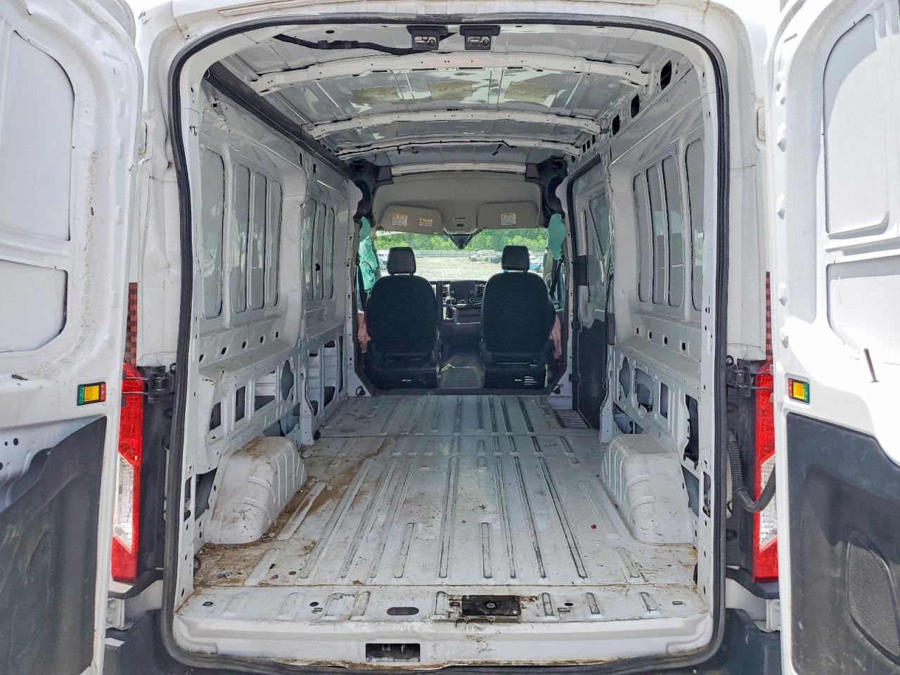 Ford Transit T-250