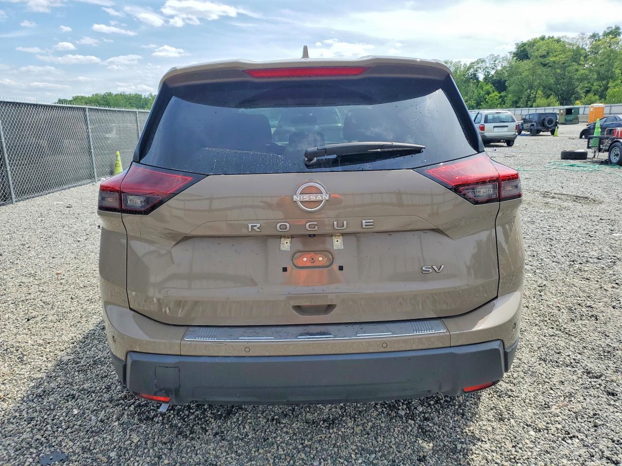 Nissan Rogue Sv