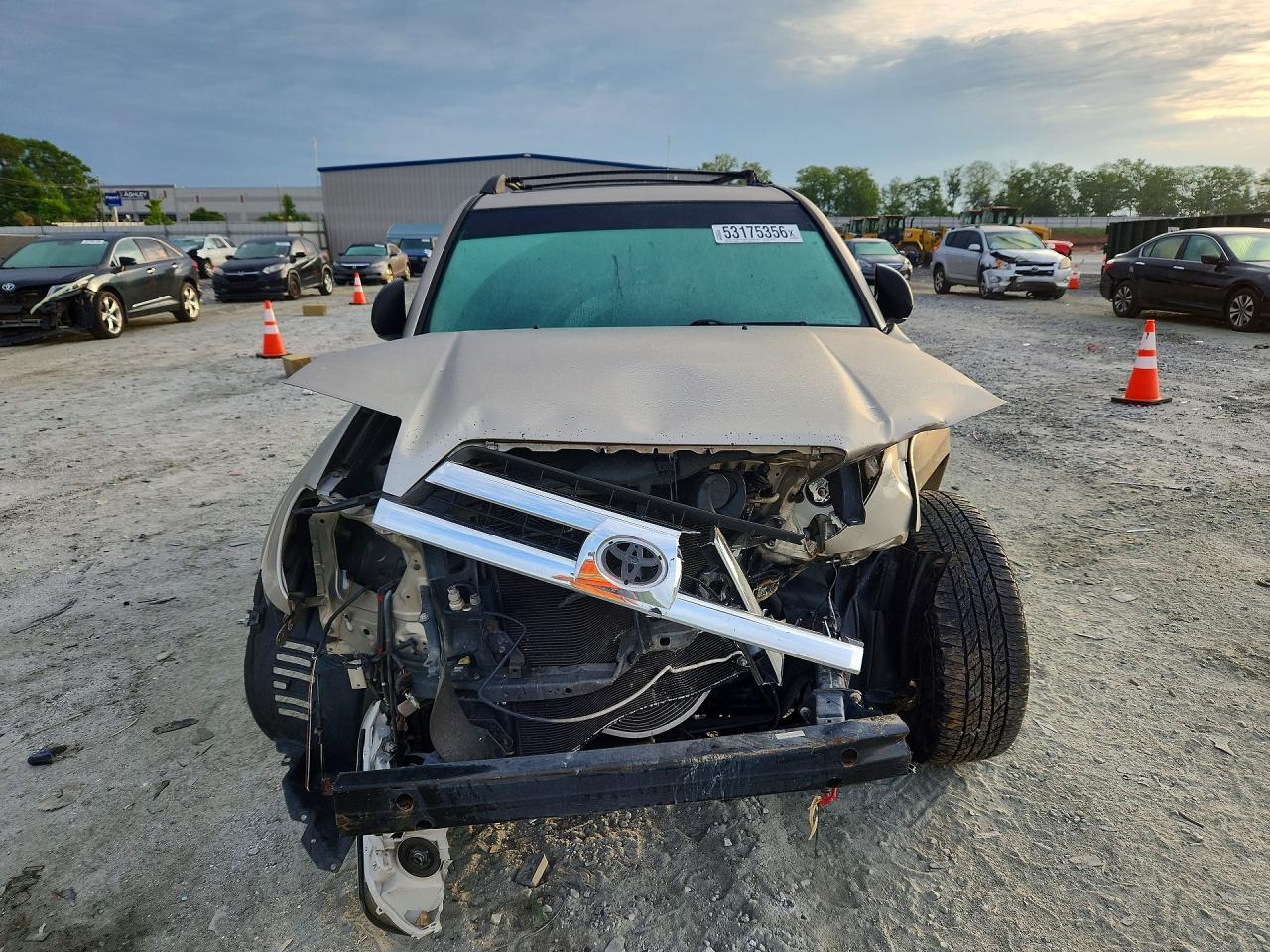 Toyota 4Runner Sr5