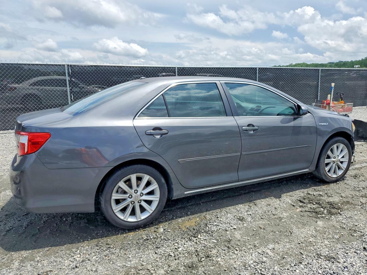 Toyota Camry Xle