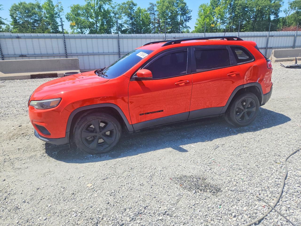 Salvage Jeep Grand Cherokee Image