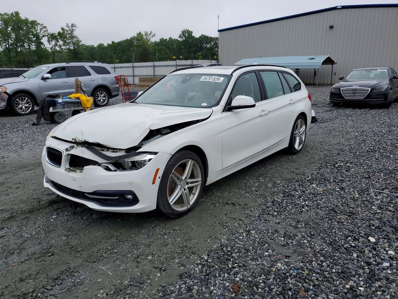 Salvage BMW 3 Series Image