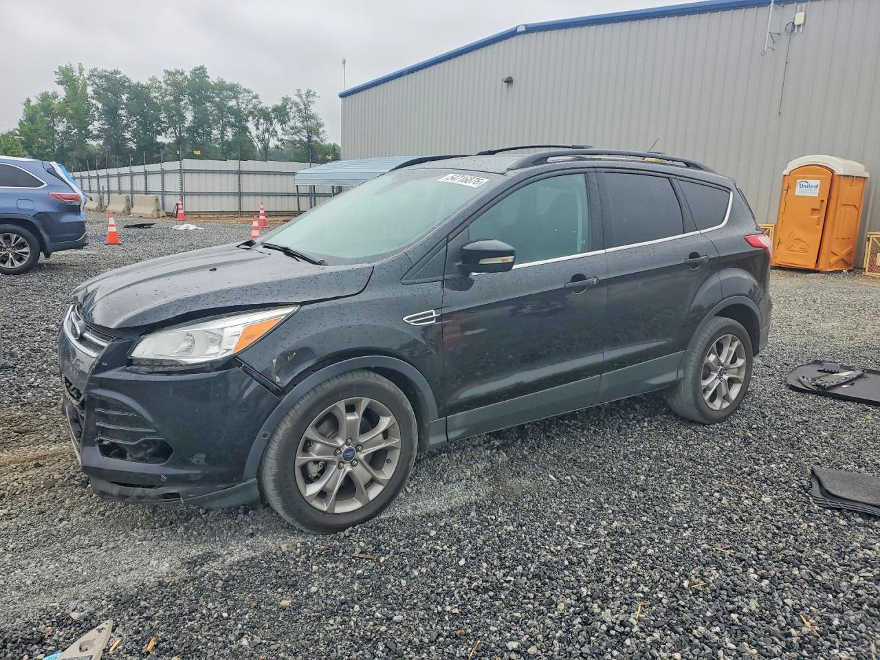Salvage Ford Escape Image