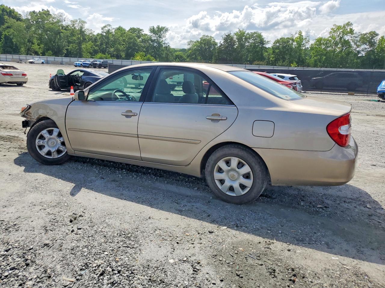 Toyota Camry Le