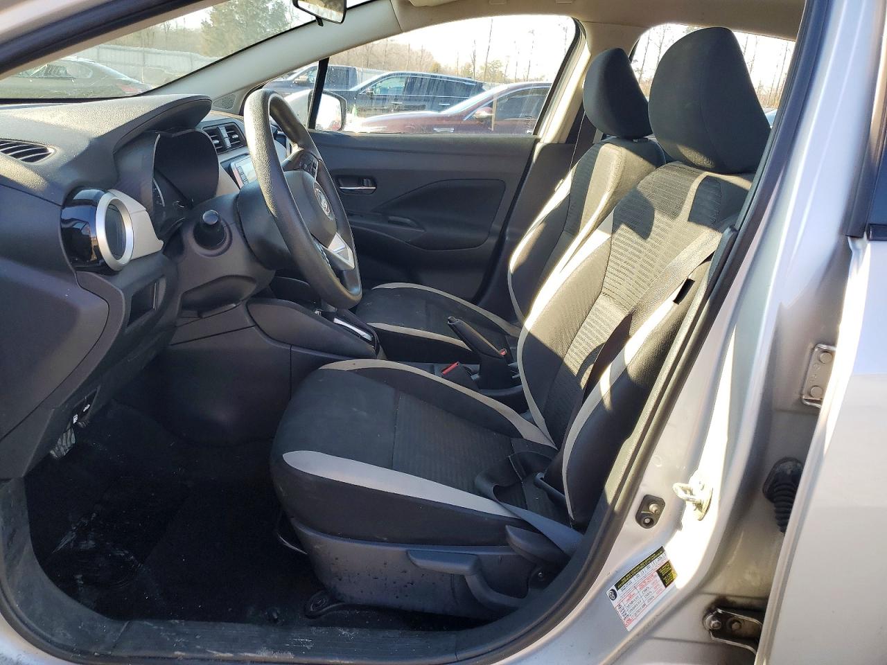 Nissan Versa Sv