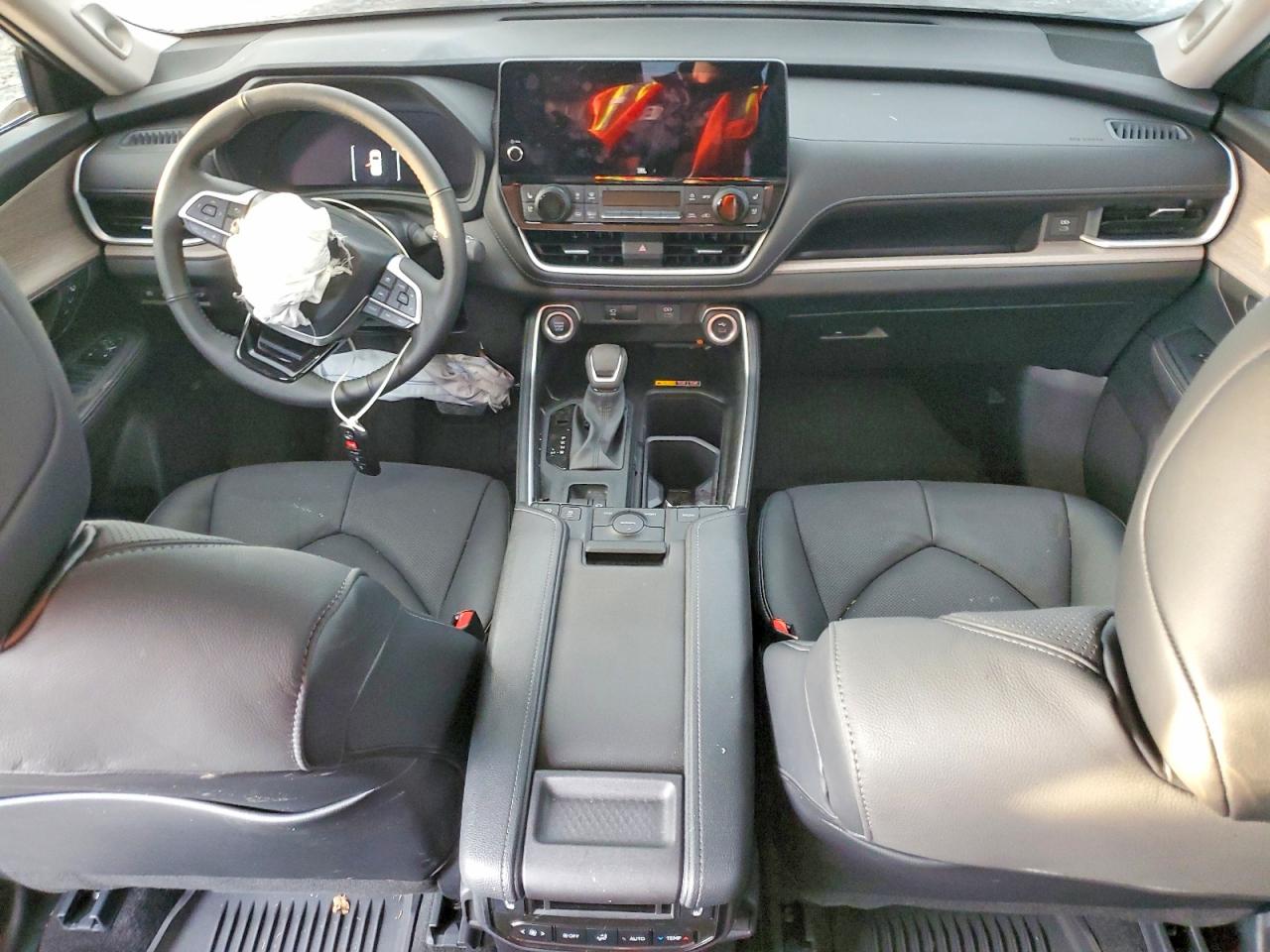 Toyota Grand High Le