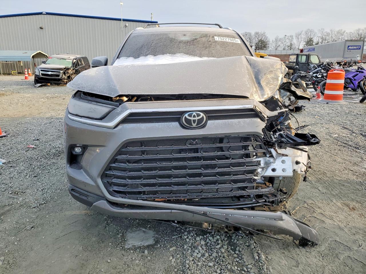 Toyota Grand High Le