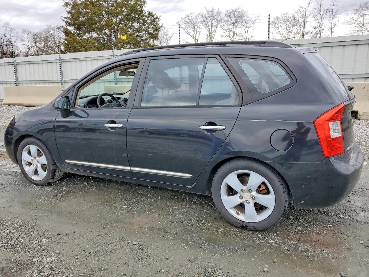 Kia Rondo Lx