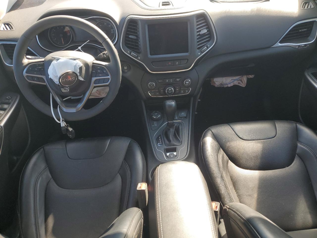 Jeep Grand Cherokee Latitude Lux