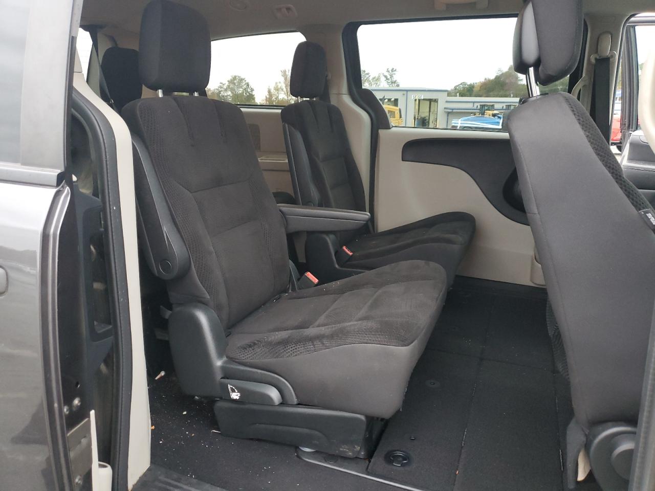 Dodge Caravan Se