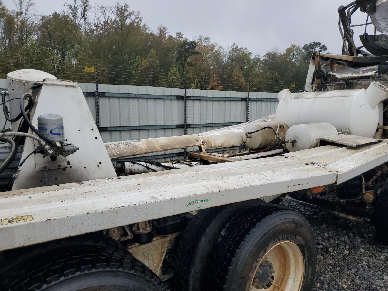 Oshkosh Motor Truck Co. S-Series