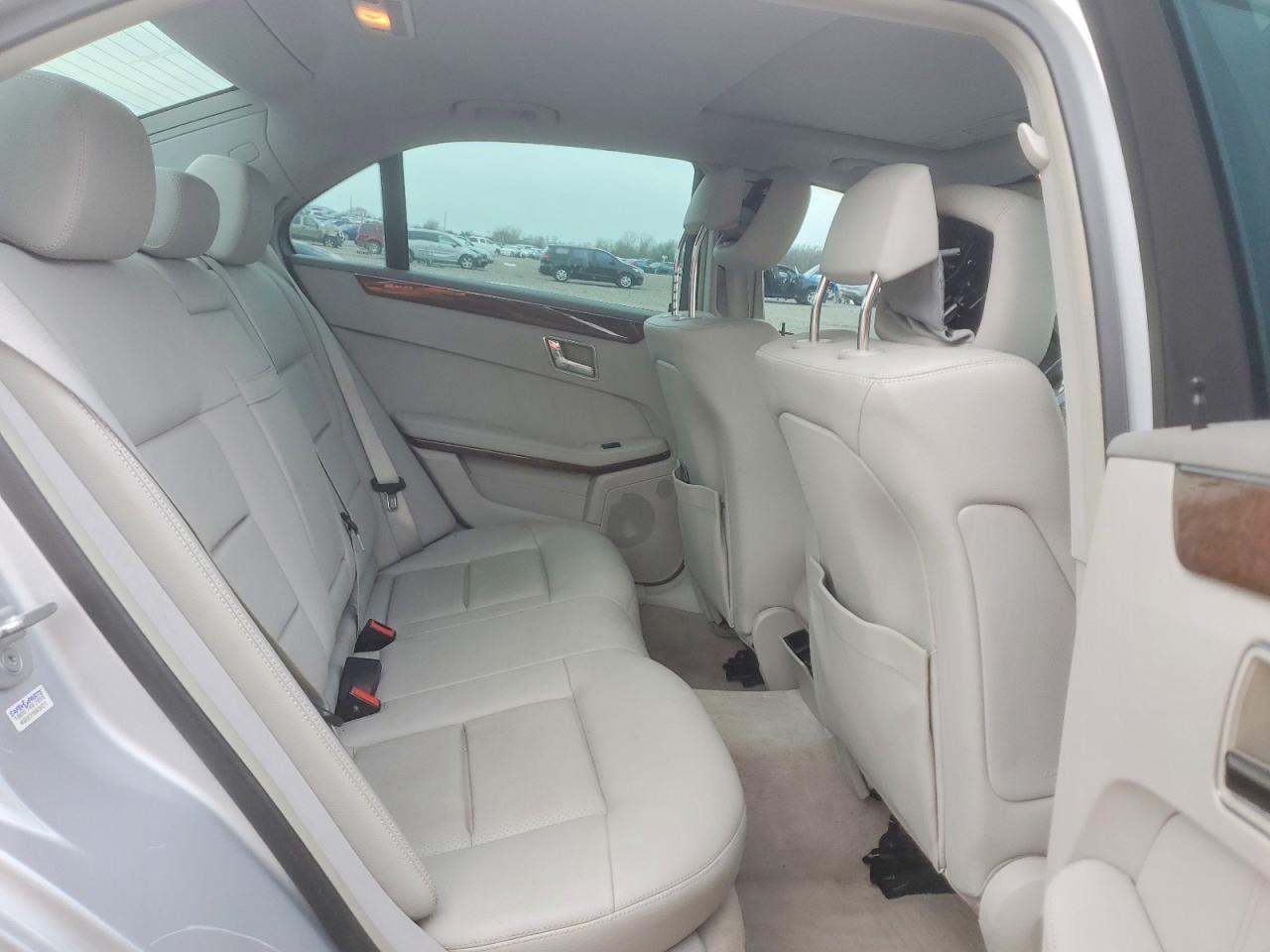 Mercedes-Benz E-Class 350