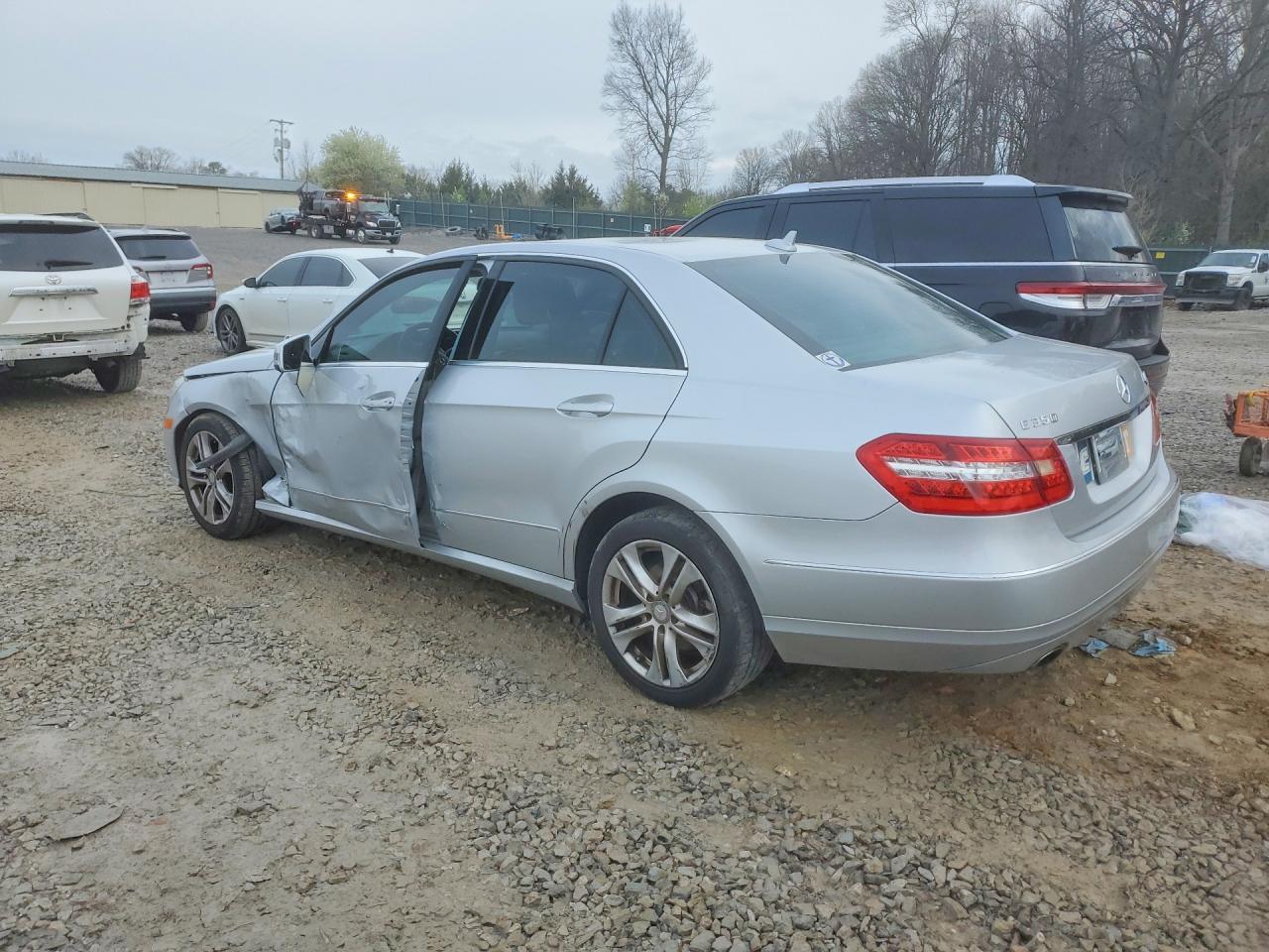 Mercedes-Benz E-Class 350