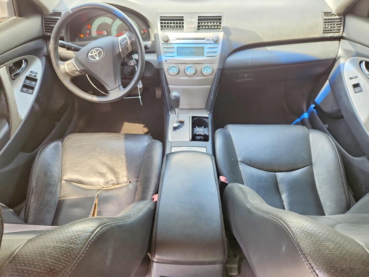 Toyota Camry Se V6