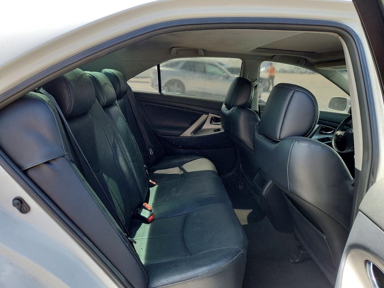 Toyota Camry Se V6