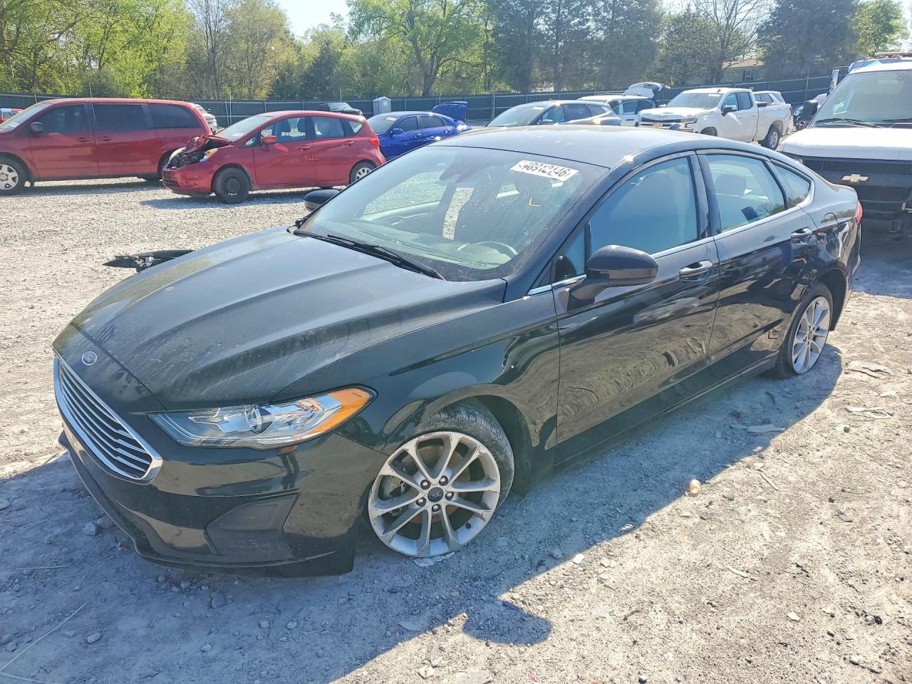 Salvage Ford Fusion Image