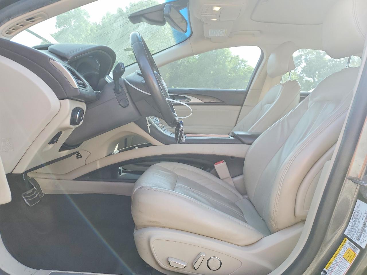Lincoln MKZ Reserve I