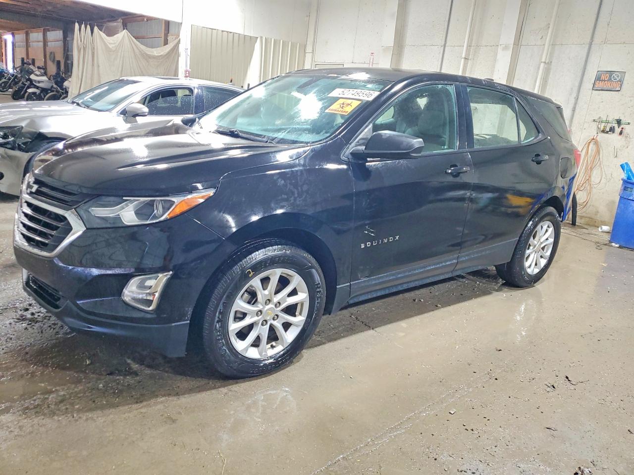 Salvage Chevrolet Equinox Image