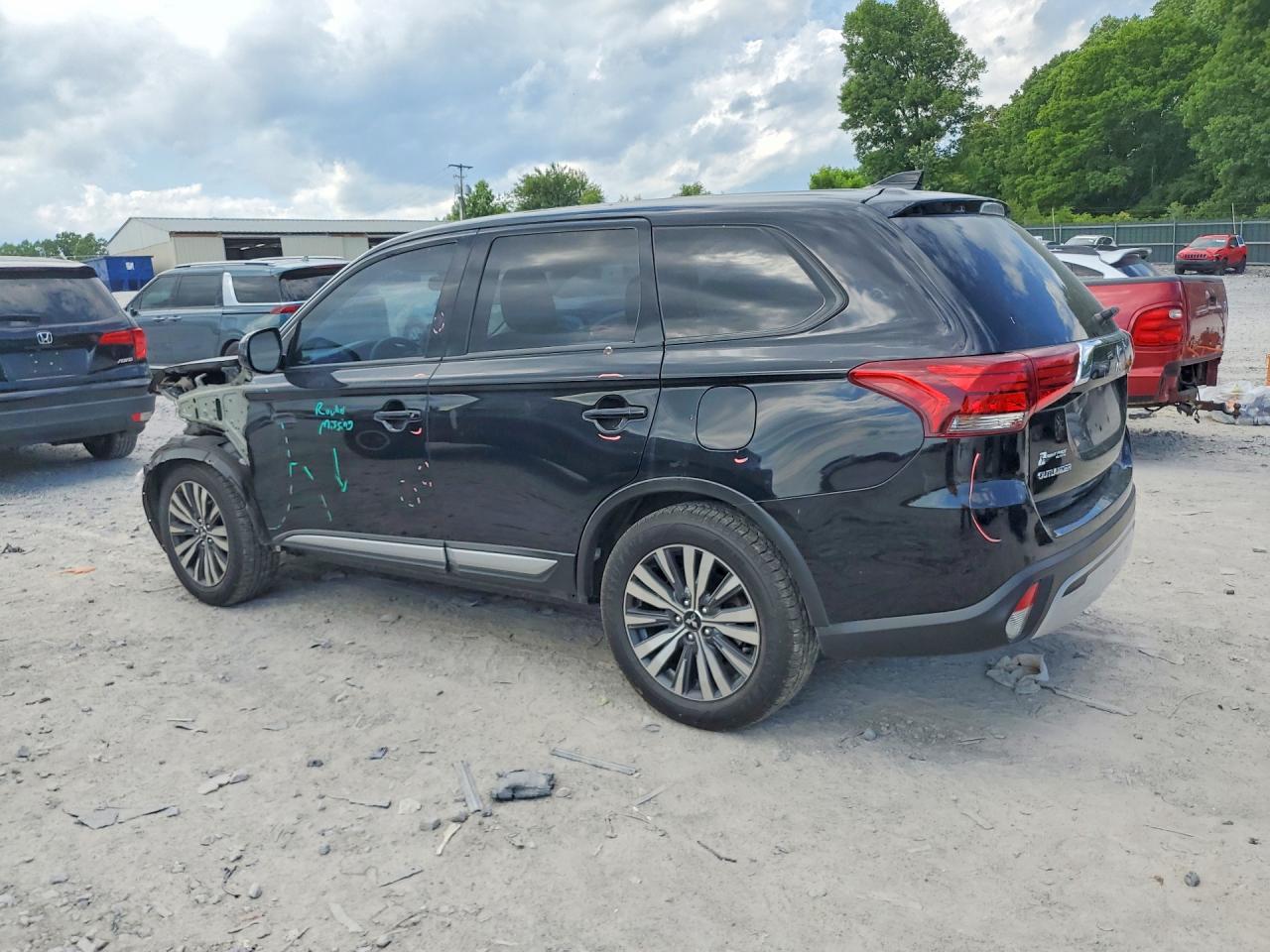 Mitsubishi Outlander Es