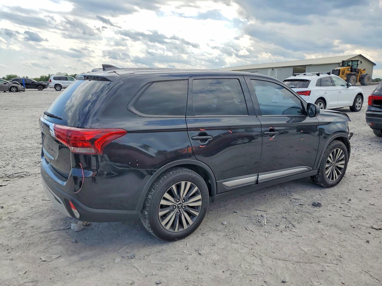 Mitsubishi Outlander Es