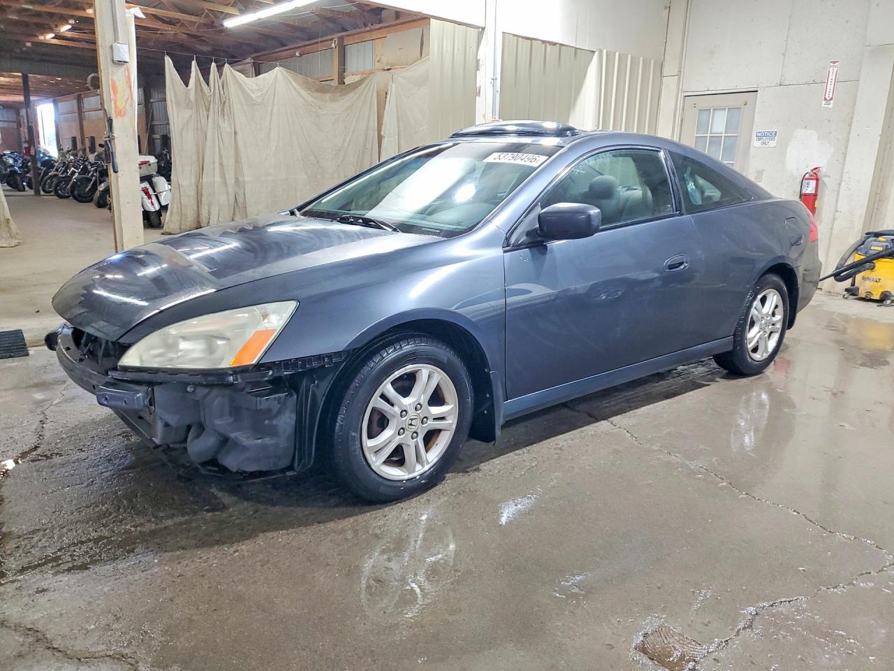 Salvage Honda Accord Image