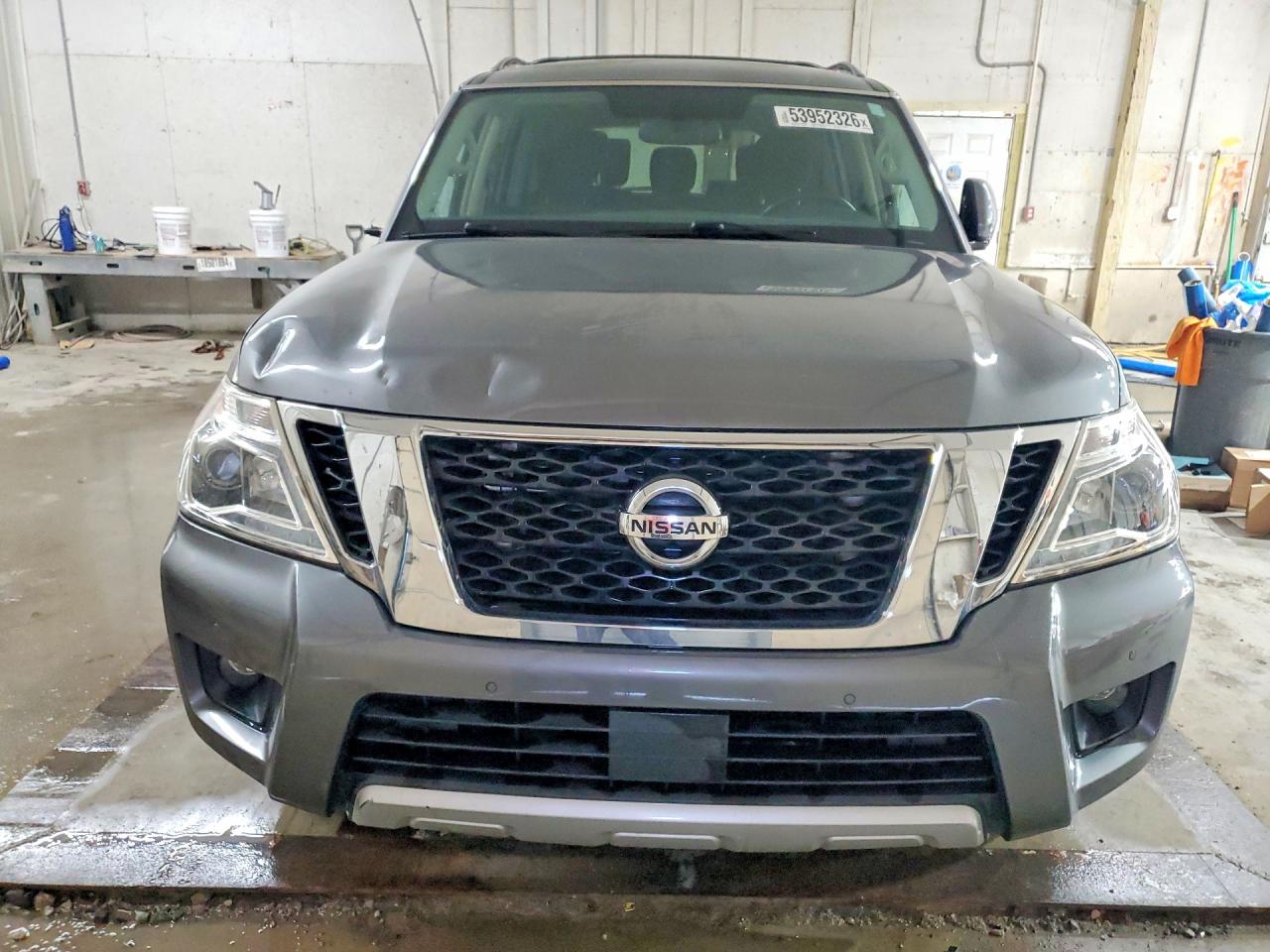 Nissan Armada Sv