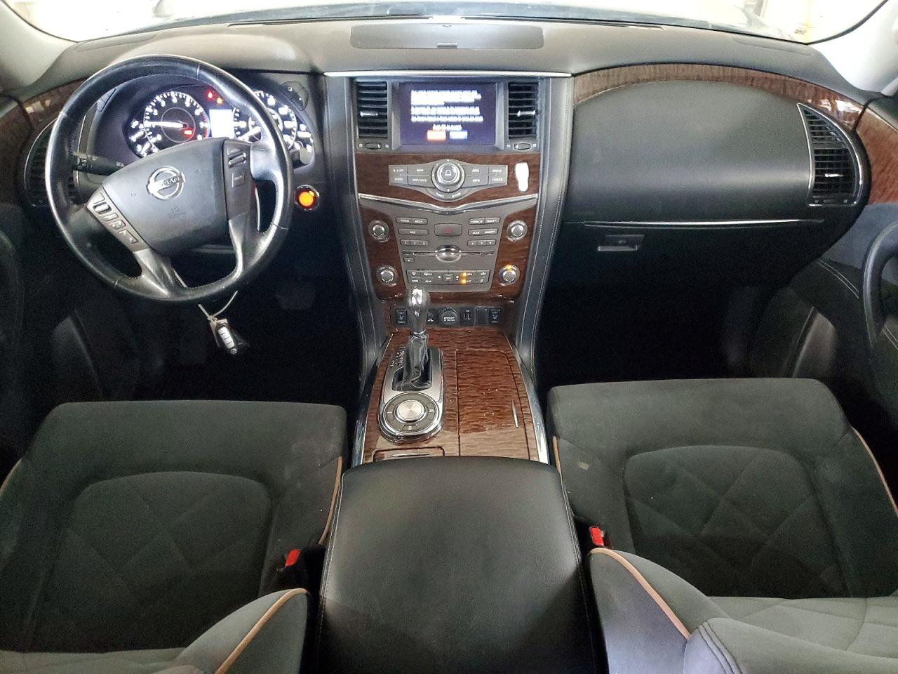 Nissan Armada Sv