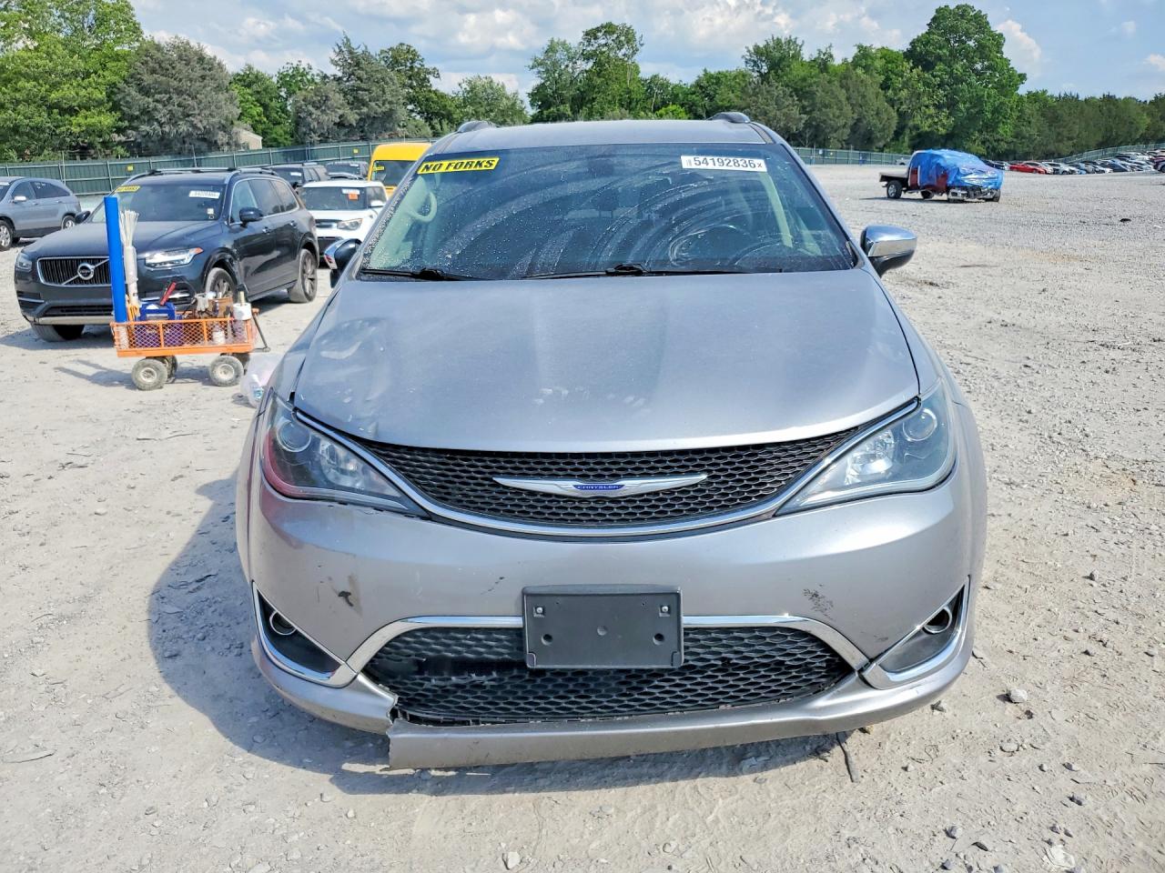 Chrysler Pacifica Touring L