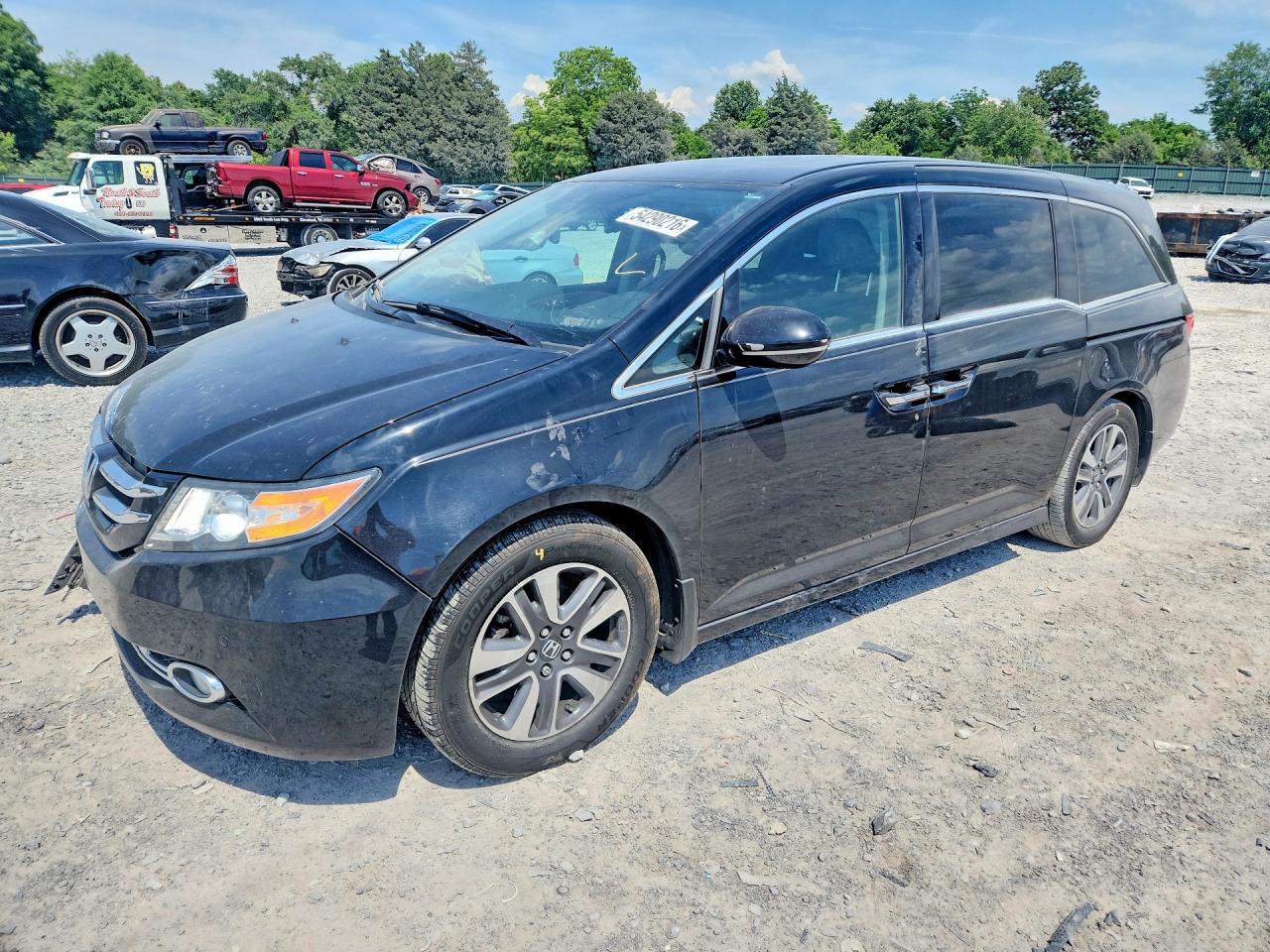 Salvage Honda Odyssey Image