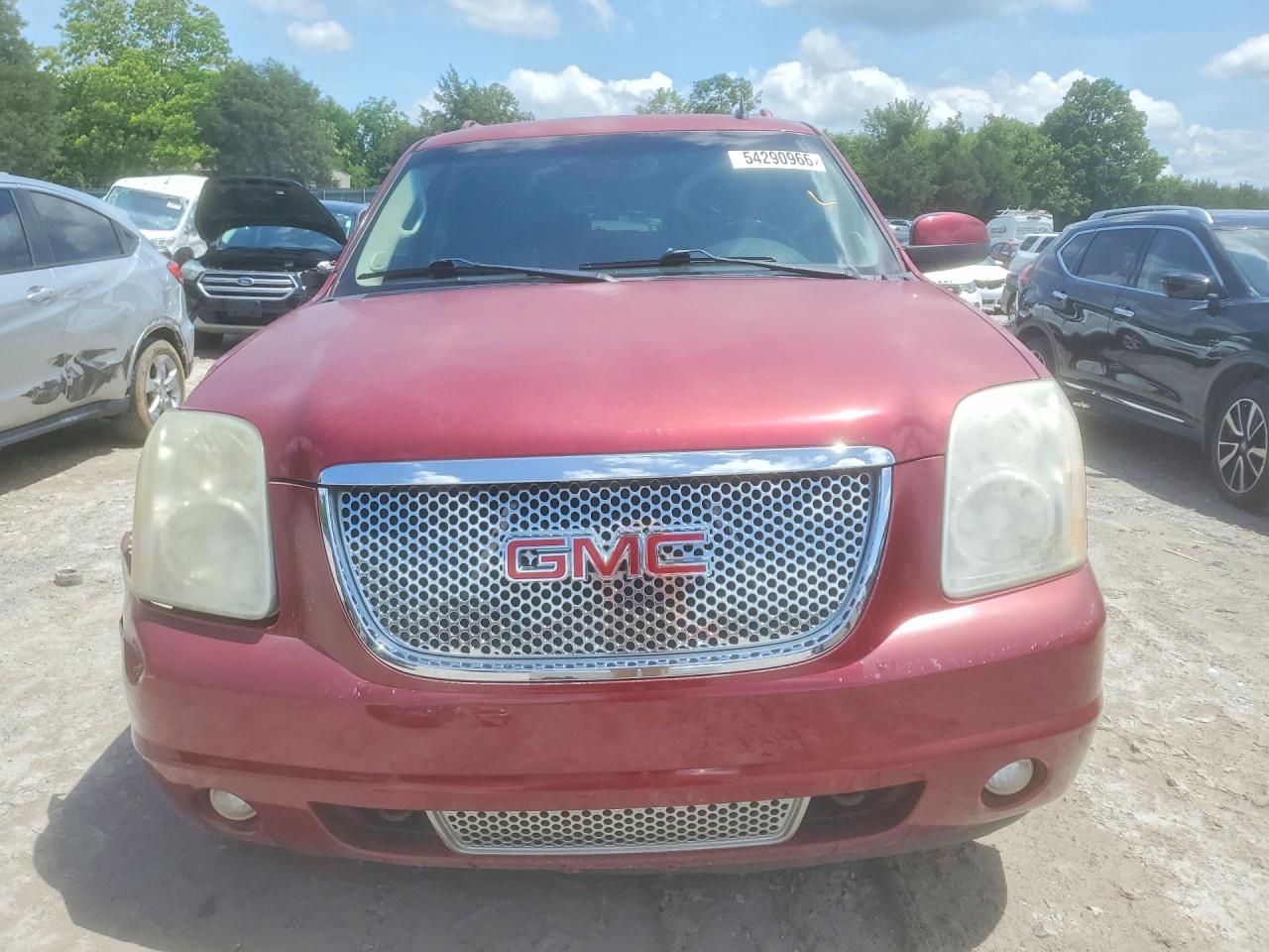 GMC Yukon Denali