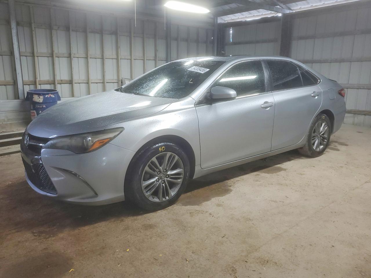 Salvage Toyota Camry Image
