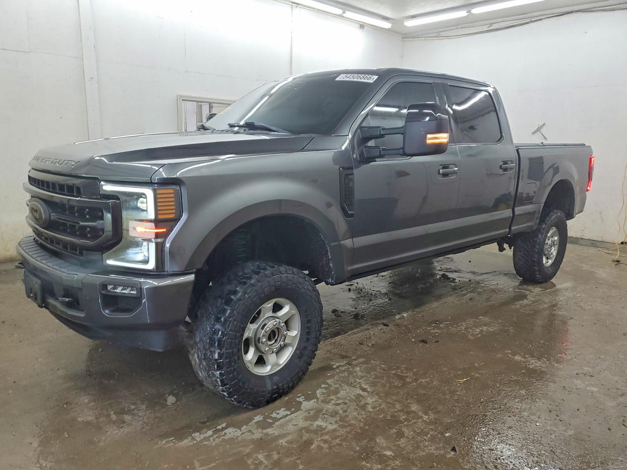 Salvage Ford F-250 Image