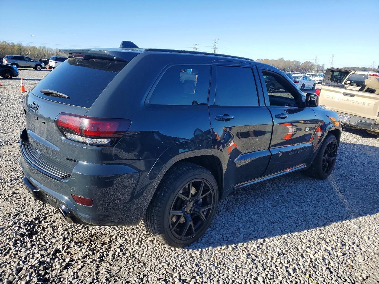Jeep Cherokee Srt-8