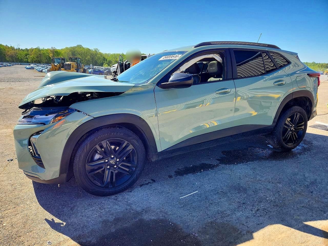 Salvage Chevrolet Trax Image
