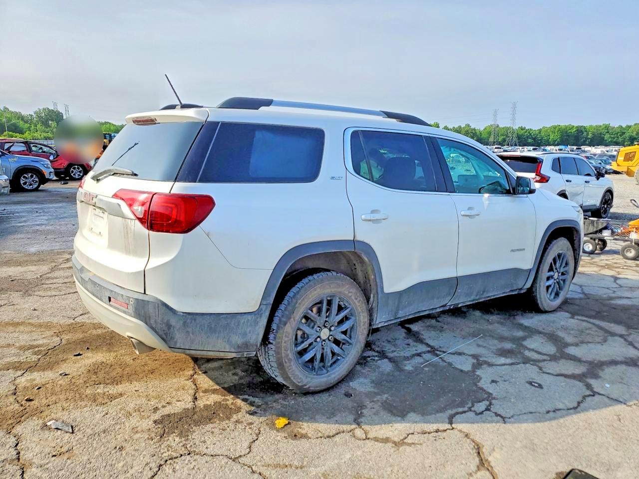 GMC Acadia Slt-1