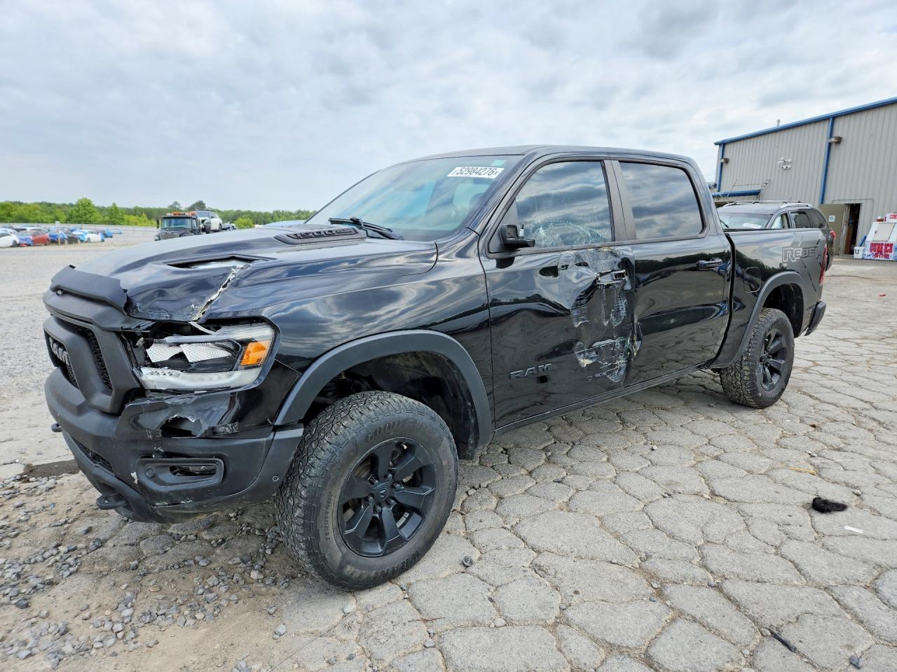 Salvage Ram 1500 Image