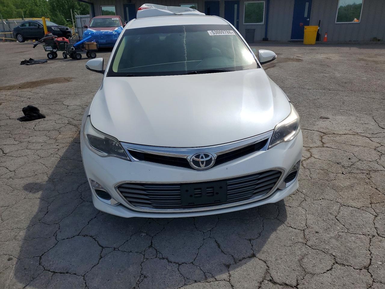 Toyota Avalon Xle