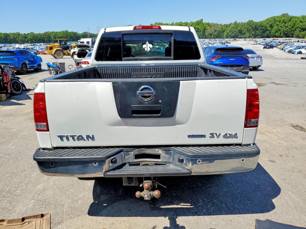 Nissan Titan Sv