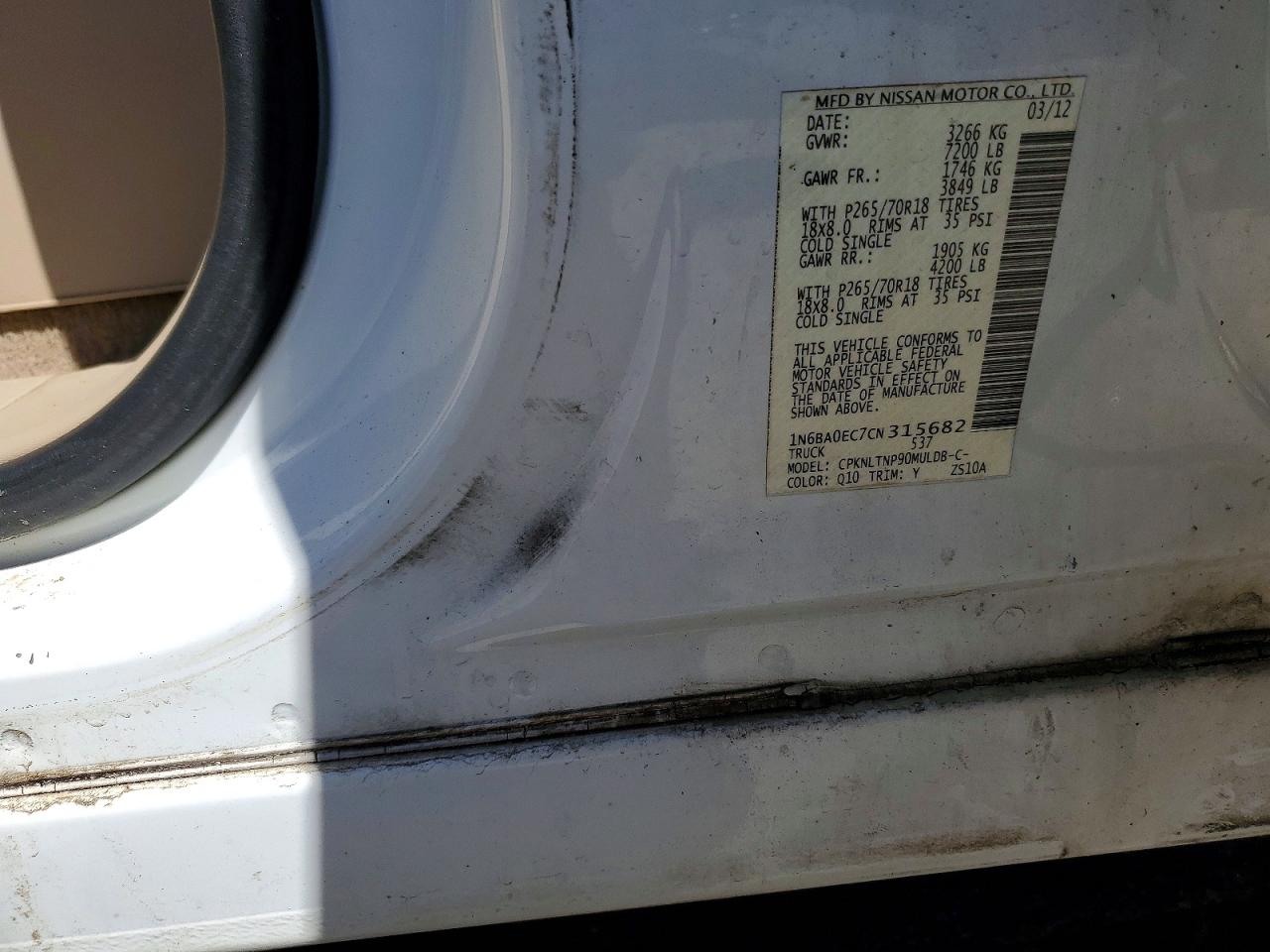 Nissan Titan Sv