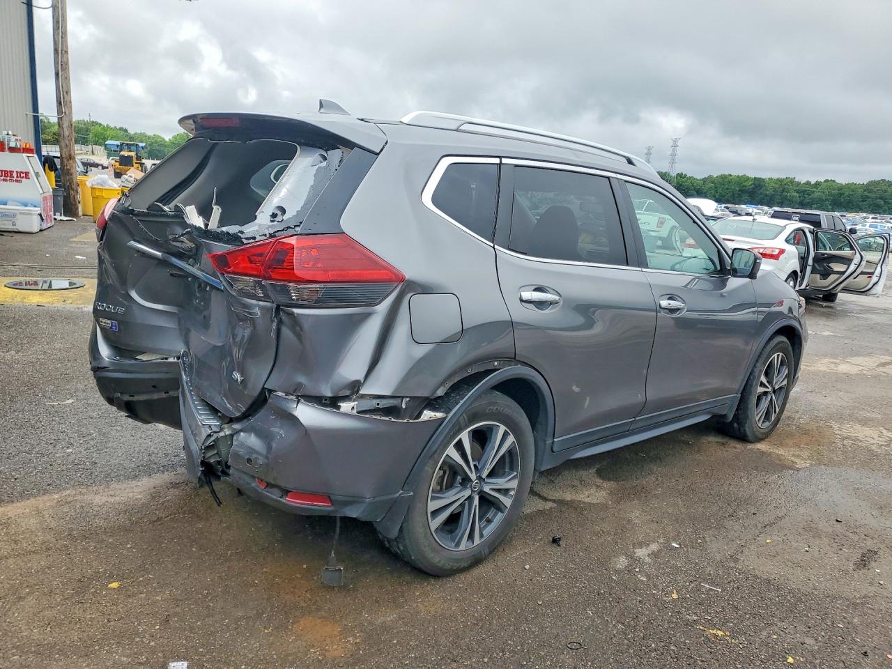 Nissan Rogue Sv
